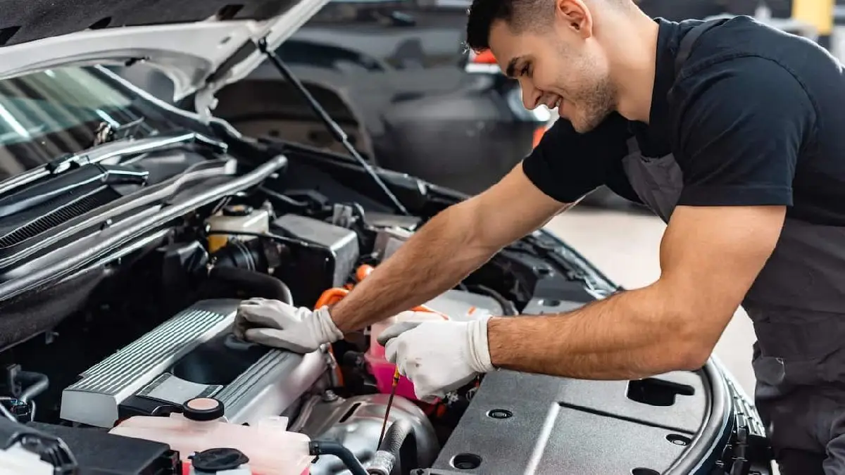 The 5 essential fluids for your car- you need to keep track daily
